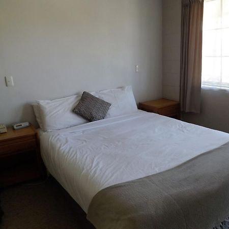 Karaka Tree Motel Lac Lac Taupo Extérieur photo