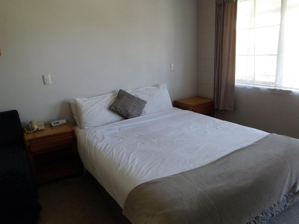 Karaka Tree Motel Lac Lac Taupo Extérieur photo